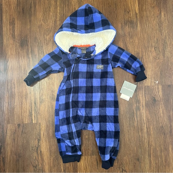 Eddie Bauer onesie - Picture 1 of 3